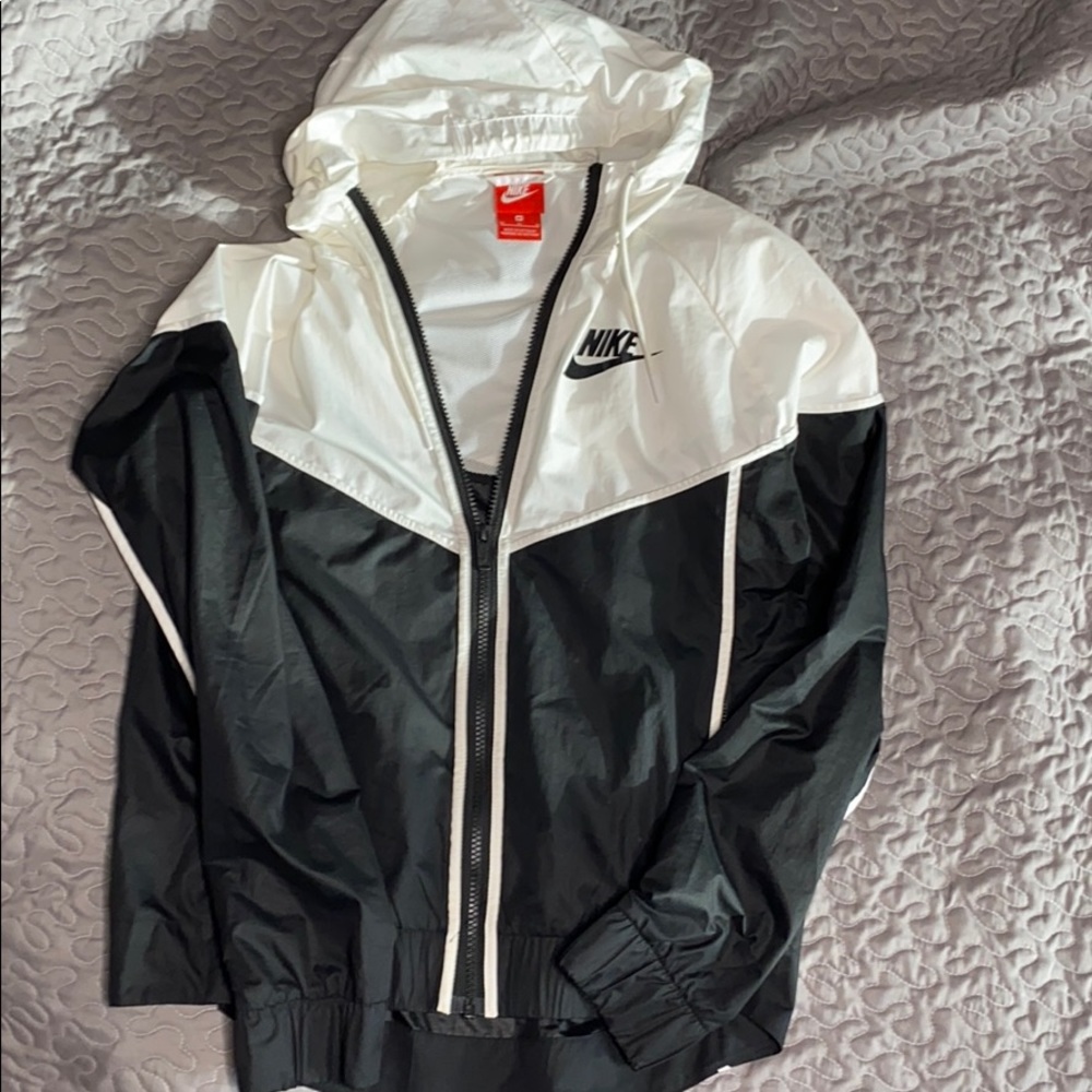 Nike windbreaker